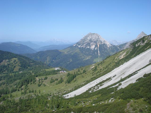 03  Blick zum Roetelstein 2247 m.JPG